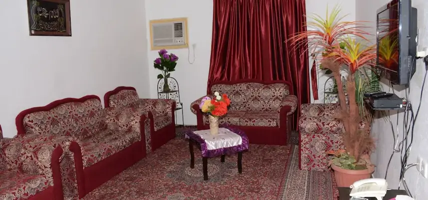 Al Eairy Furnished apt Al Madinah 1 image